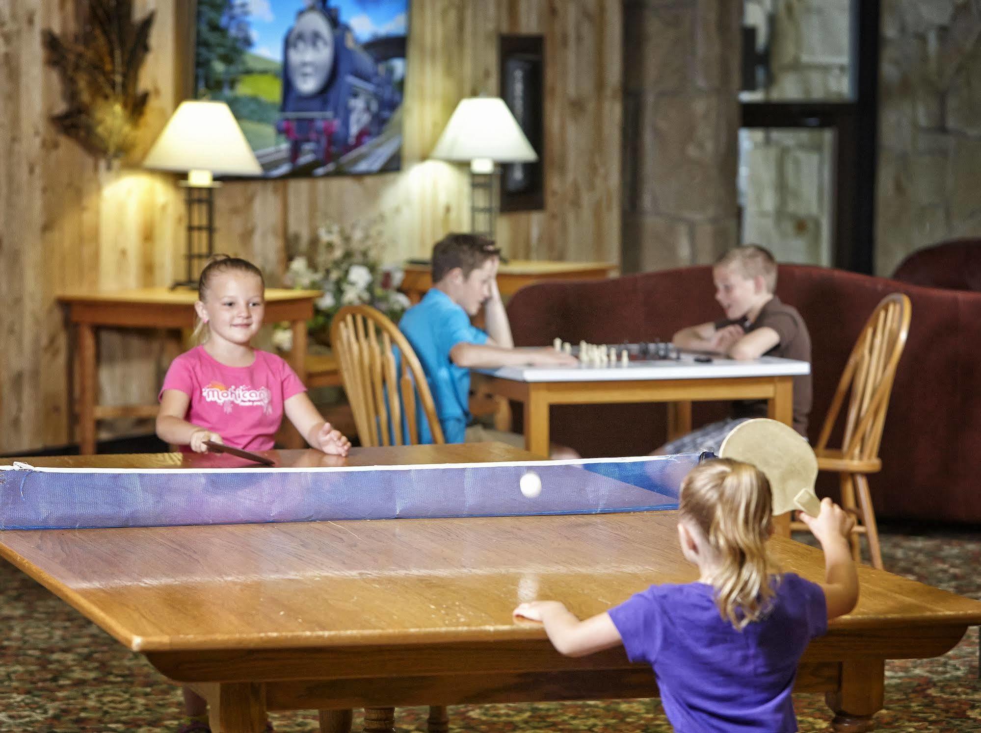 Mohican Lodge And Conference Center Perrysville Eksteriør bilde