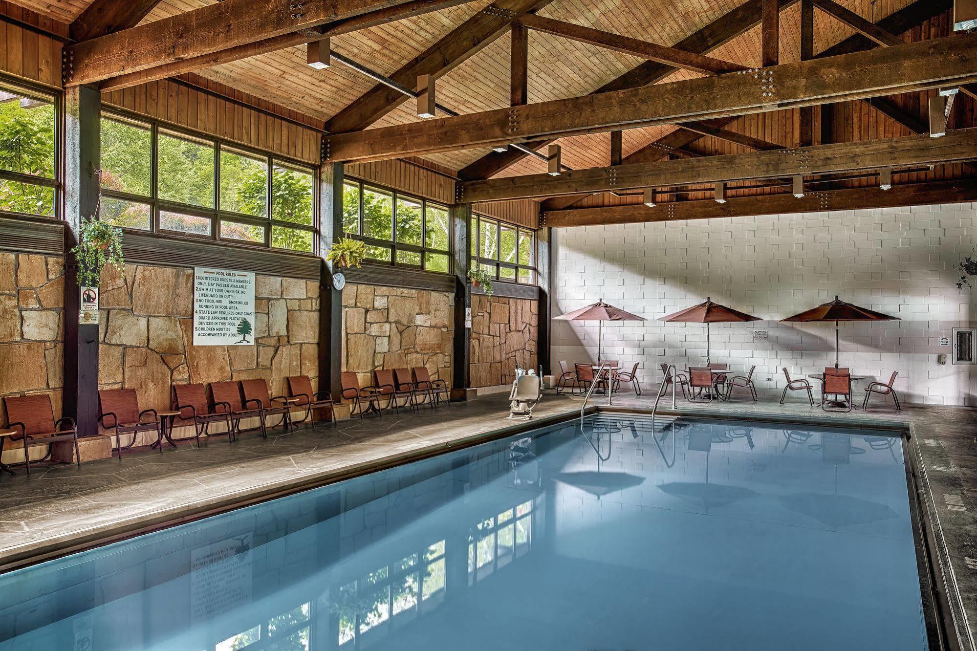 Mohican Lodge And Conference Center Perrysville Eksteriør bilde