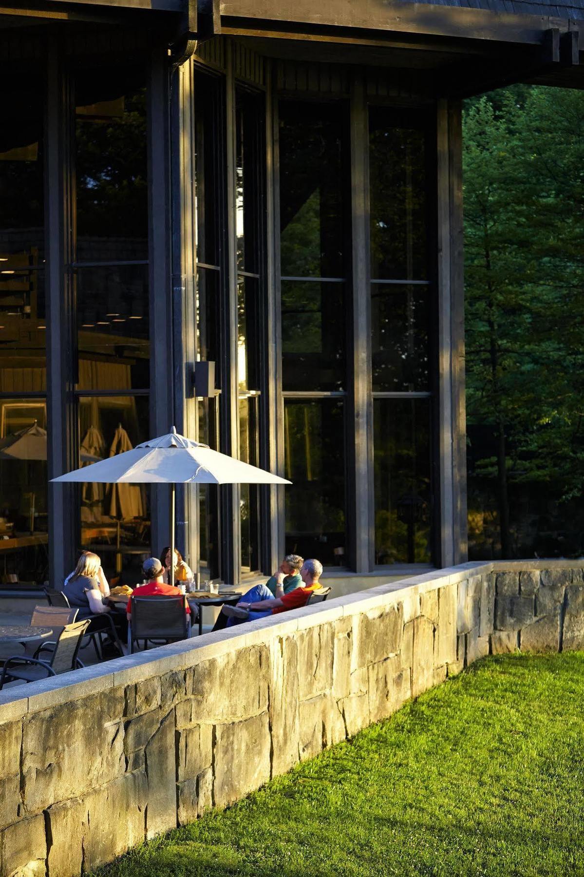 Mohican Lodge And Conference Center Perrysville Eksteriør bilde