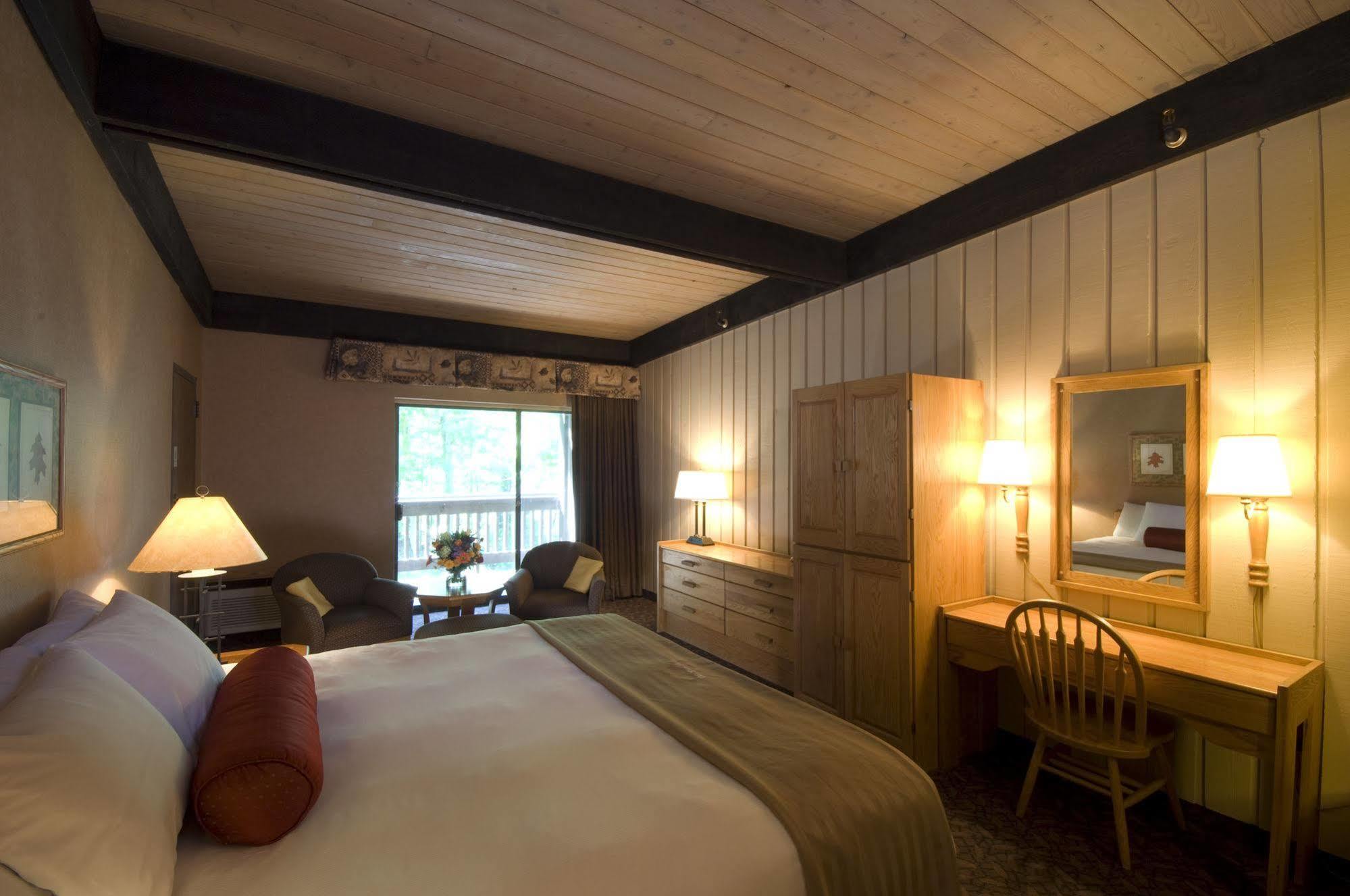 Mohican Lodge And Conference Center Perrysville Eksteriør bilde