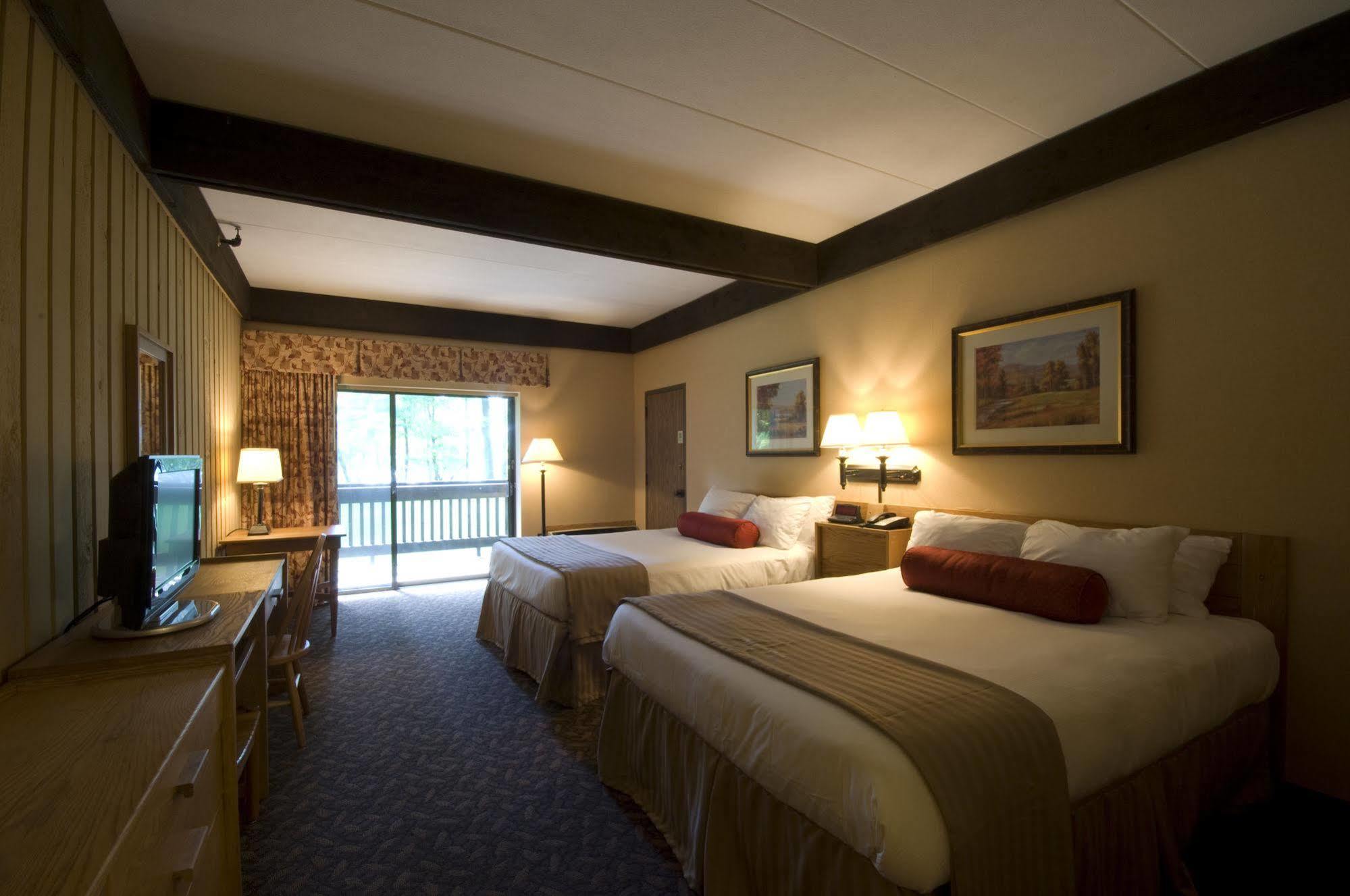 Mohican Lodge And Conference Center Perrysville Eksteriør bilde